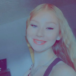 Meet your Posher, Jasmine everett